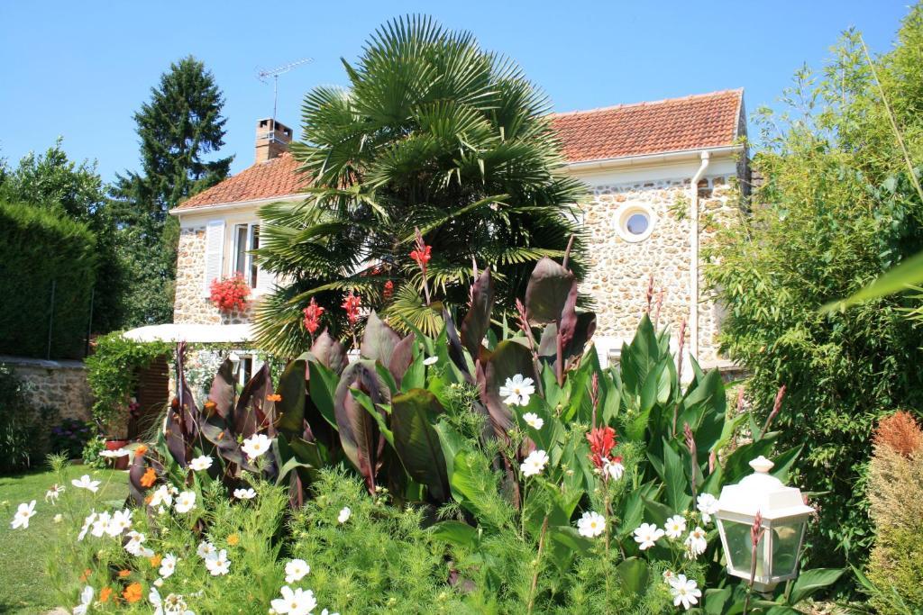 Chambres D'Hotes Le Petit Nailly Magny les Hameaux Bagian luar foto